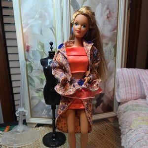 Vintage Barbie And The Beat Midge 1988